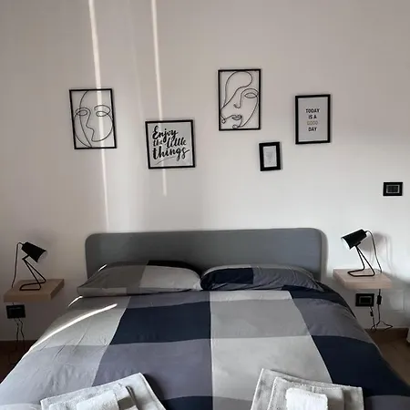 Le Stanze Di Alicam Panzió Arona