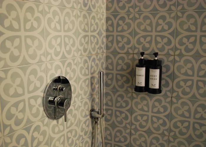 Bed and breakfast Le Stanze Di Alicam Arona